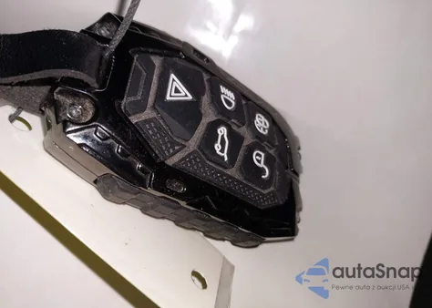 2014 Land Rover Range Rover Evoque Pure from USA, damaged, VIN SALVP2BG8EH955282